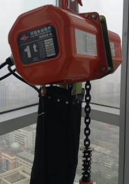 環(huán)鏈電動(dòng)葫蘆和千斤頂之間的較量